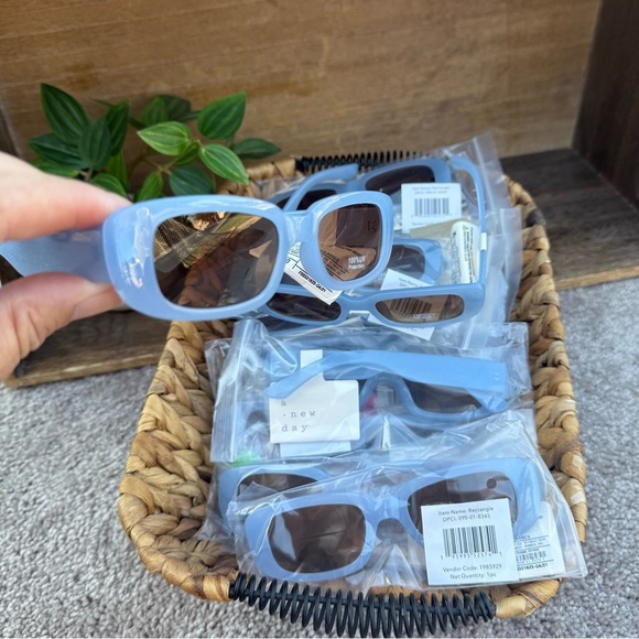 Brand NEW - A New Day - Sky Blue Fashion Sunglasses - 100% UV Protection - Picture 5 of 13